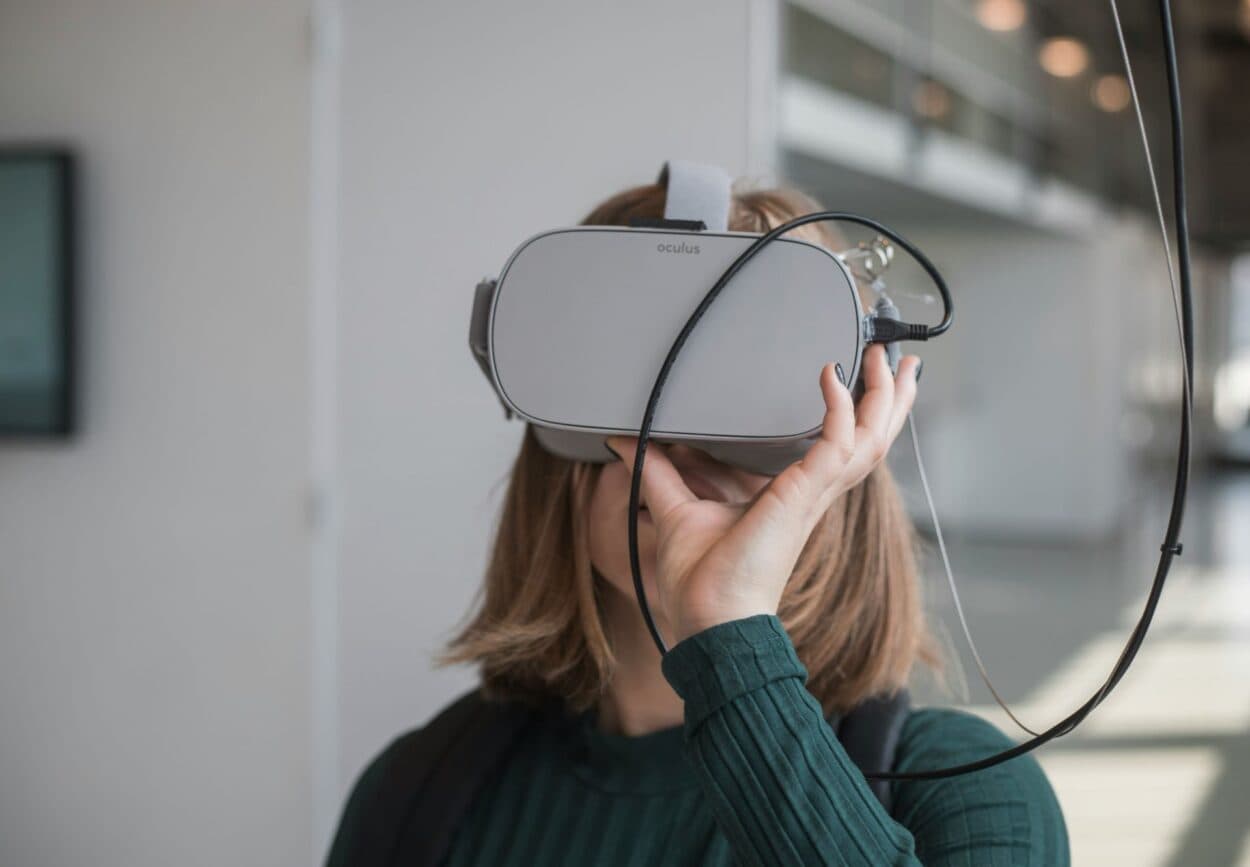 How Small Businesses Can Thrive in the Metaverse Economy gallery image 3