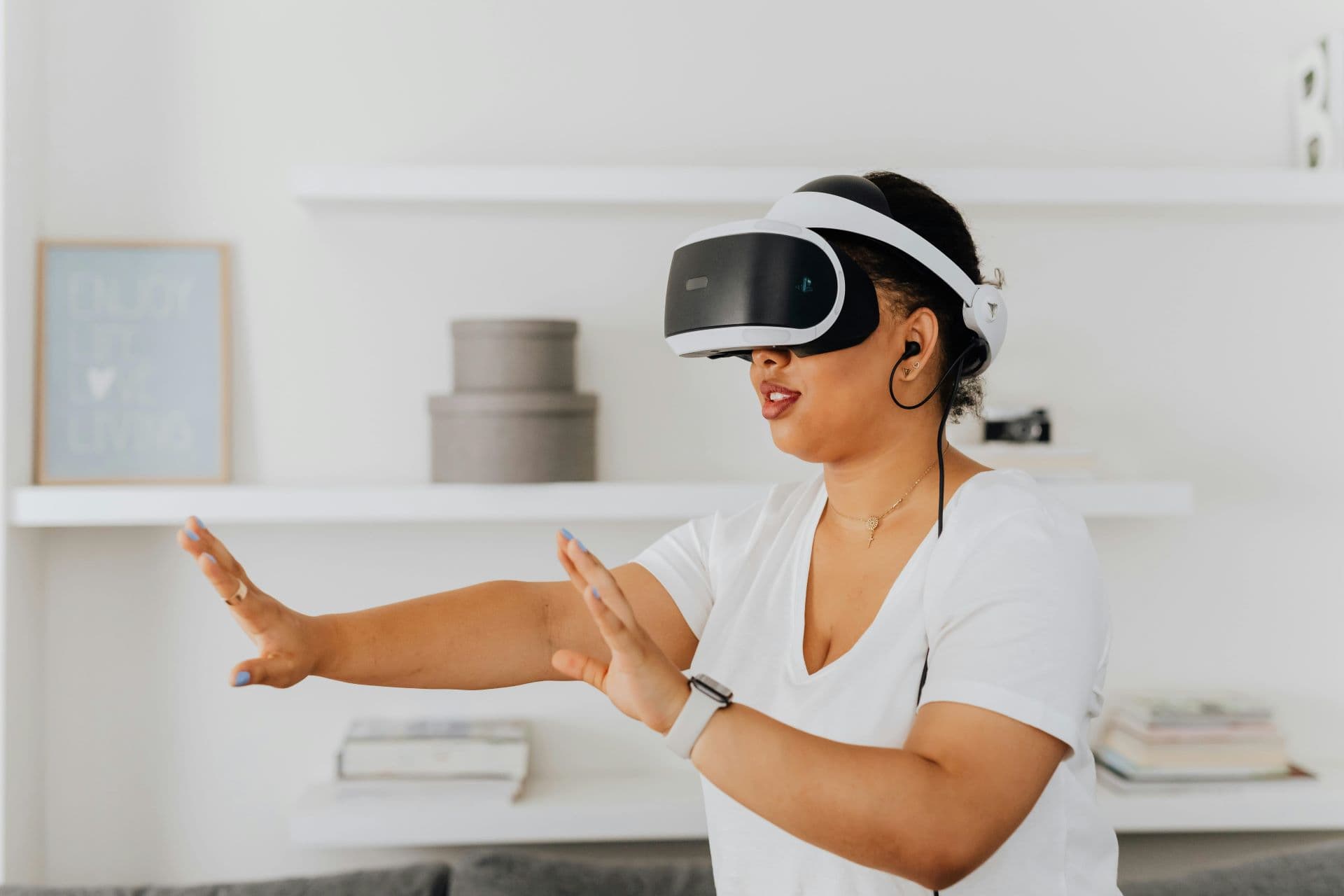 The Metaverse and Virtual Reality: Revolutionizing Modern Life gallery image 3