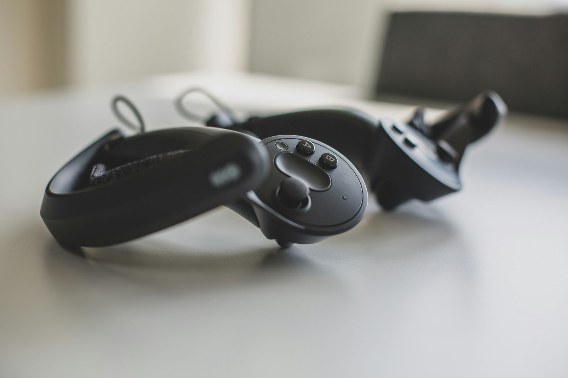 Hand Tracking Vs Controllers Precision Or Intuition 2